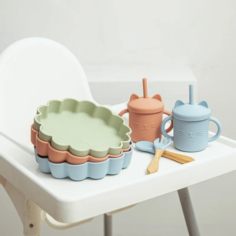 Axya Lion Silicone Baby Feeding Set: Plate, Spoon, Bowl, Dishes, Tableware