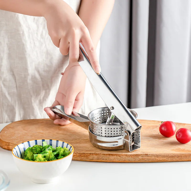 Axyaa Stainless Steel Manual Juicer Squeezer for Fruits and Vegetables