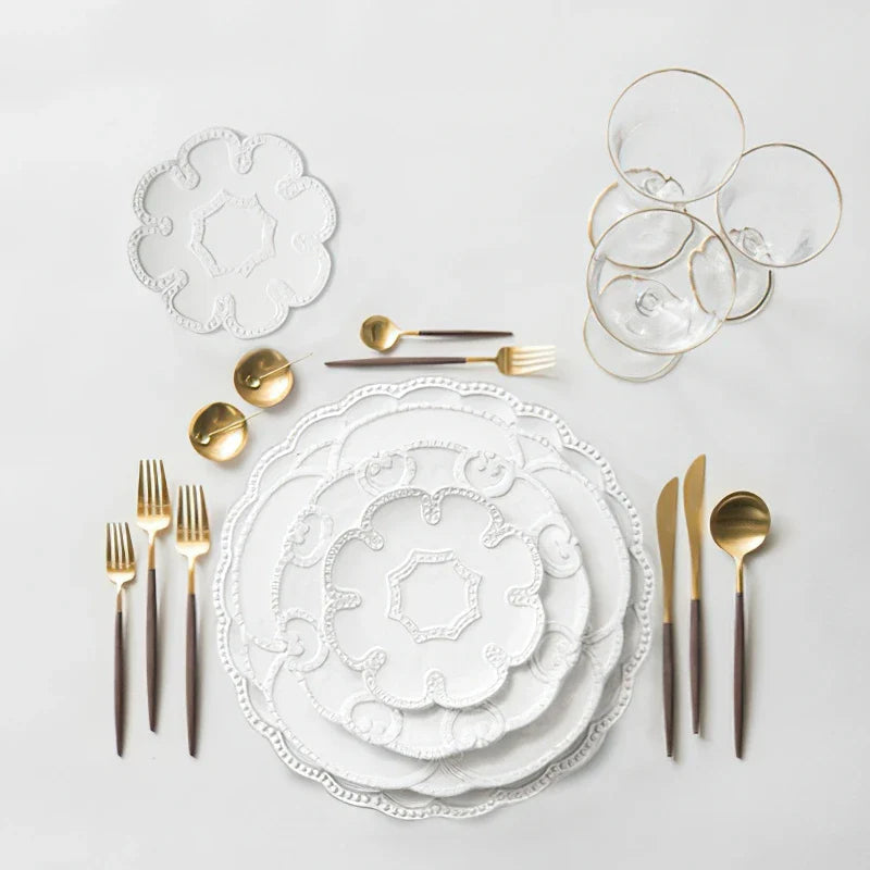 Axya Lace White Flower Shape Ceramic Plate Set