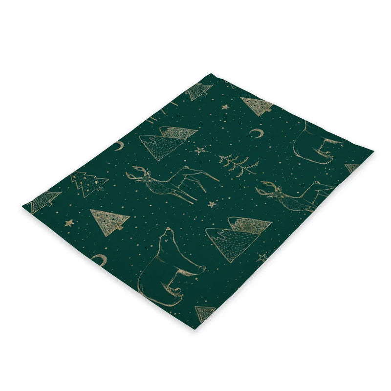 Axyaa Christmas Table Set: Placemats, Napkins, Coasters, Kitchen Cloth.
