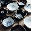 Axya Hand-painted Ceramic Soy Sauce Bowl, Japanese Restaurant Tableware