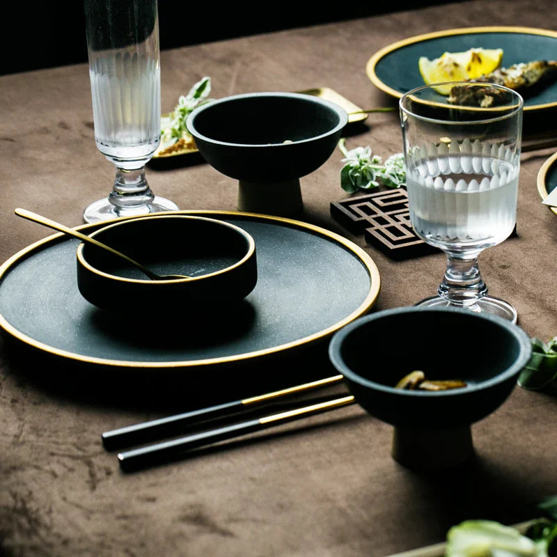 Axya Gold-rimmed Ceramic Dinner Plate for High-end Dining