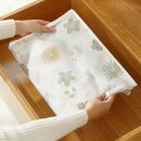 Axyaa Quilt Blanket Storage Bag: Folding Duvet Organizer for Closet or Under-Bed.