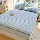 Axyaa Soft Velvet Quilted Fitted Sheet, Thick Mattress Cover, Winter Bedding