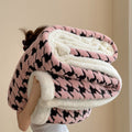 Axyaa Houndstooth Jacquard Fleece Blanket: Cozy Sofa Bed Throw for Spring & Autumn