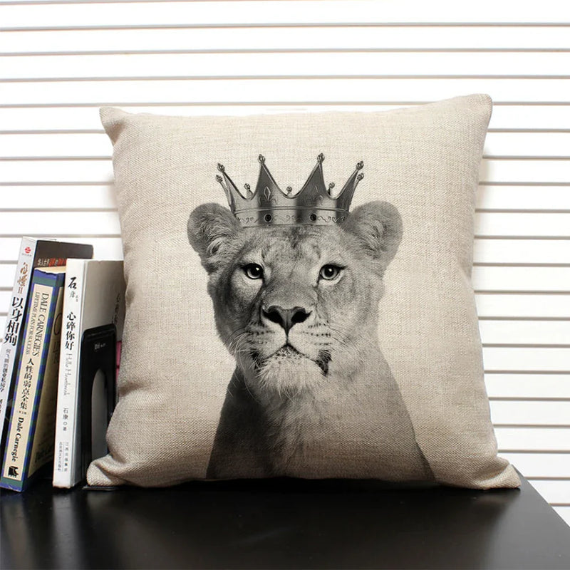 Axyaa African Animal Linen Pillow Cover 45x45cm - Lion, Elephant, Elk Portrait Decor
