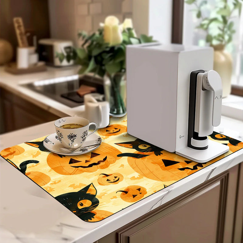 Axyaa Halloween Drying Mat: Absorbent, Heat Resistant, Non-slip Kitchen Counter Pad