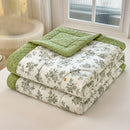 Axyaa Floral Lightweight Summer Quilt - Ultra-Fine Fiber Filling, High-Quality Fabric