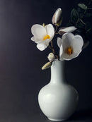 Axya White Ceramic Vase: Japanese Minimalist Zen Flower Arrangement