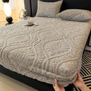 Axyaa Taffeta Velvet Jacquard Bed Cover - Winter Warm Anti-Static Fitted Sheet