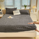 Axyaa Velvet Bed Sheet Set - Fitted Sheet + 2 Pillowcases - Winter Mattress Cover