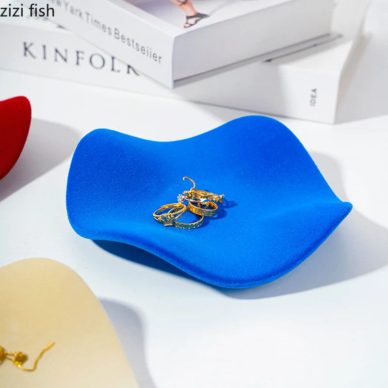 Axya Ceramic Wave Tray for Stylish Jewelry and Small Item Storage