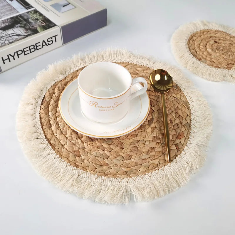 Axya Round Straw Placemat Set with Insulated Fringe Coasters
