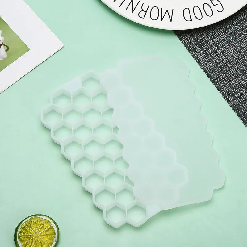 Axyaa Silicone Honeycomb Ice Mold with Lid for Cocktails & Whiskey