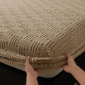 Axyaa Velvet Mattress Cover: Soft & Non-Slip Fitted Bed Sheet Protector for Bedroom