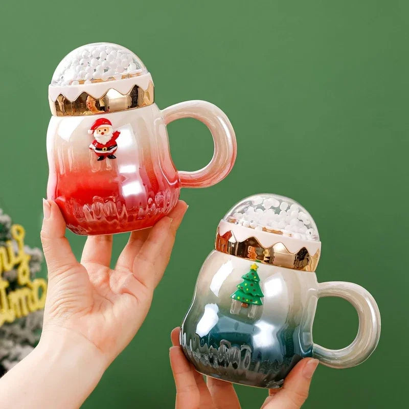 Axyaa Ceramic Christmas Mug with Lid - Santa Claus Design - 500ml