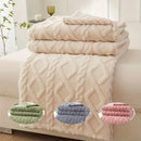 Axyaa Luxe Fleece Blanket: Ultra-Soft Plush Bed Couch Throw Cozy Flannel Air-Conditioning Blanket