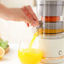 Axyaa Portable Juicer Extractor USB Charging Multi-functional Juicer