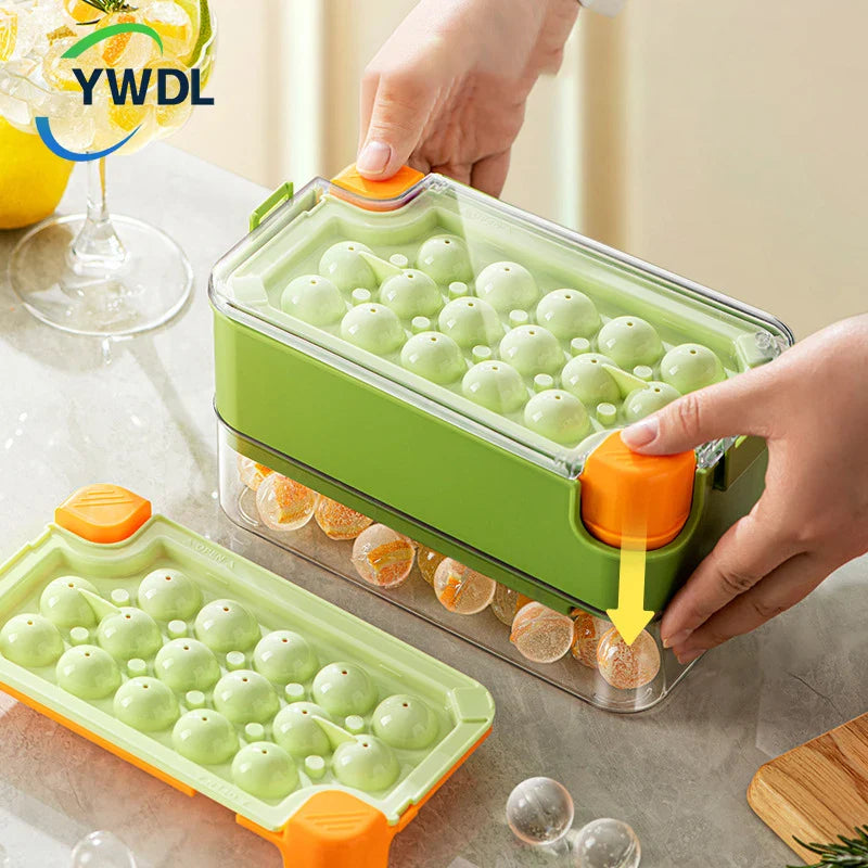 Axya Press Ice Mold Tray with Lid - Bar & Kitchen Accessory for Ball Ice