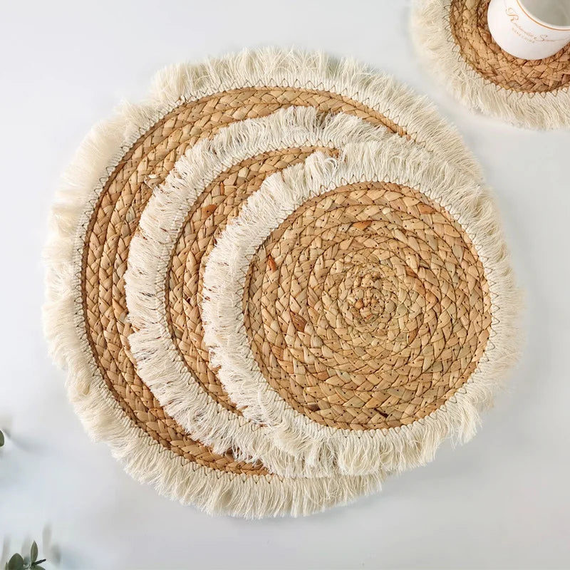 Axya Round Straw Placemat Set with Insulated Fringe Coasters