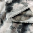 Axyaa Gradient Bubble Fleece Throw: Soft Plush Nap Blanket for Bedroom Sofa & Travel