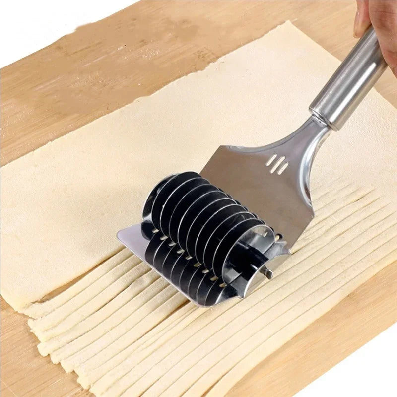 Axyaa Stainless Steel Pasta Maker Noodles Cutter Crusher Kitchen Gadget