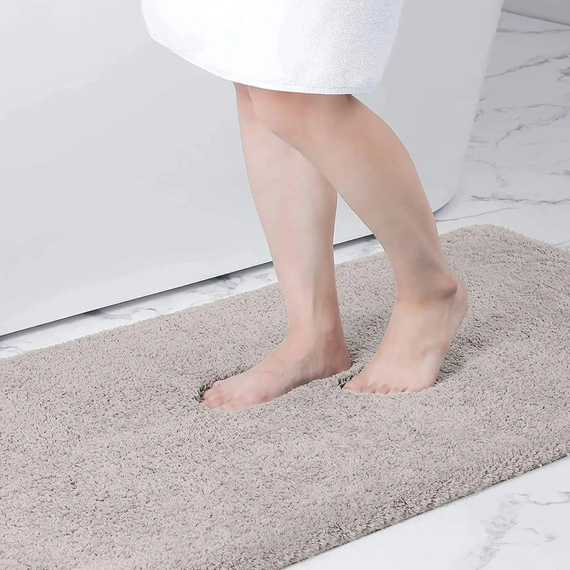Axyaa Chenille Bathroom Mat Soft Bath Rug Absorbent Non-Slip Washable
