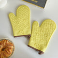 Axyaa Silicone Oven Gloves - High Temperature Resistant and Anti-Slip