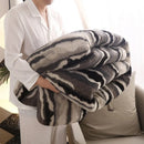 Axyaa Rabbit Velvet Teddy Winter Quilt in Magila Sheep Curly Hair Series