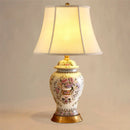 Axyaa European Retro Ceramic Table Lamp in Wedding Red
