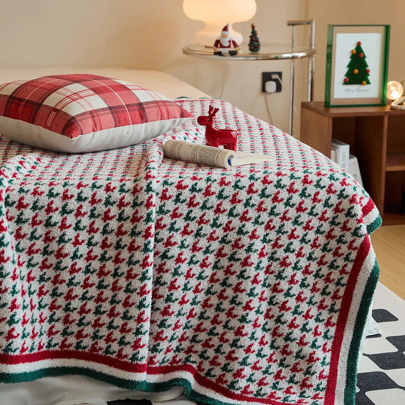 Axyaa Snowflake Houndstooth Christmas Blanket 51x63in Warm Microfiber Throw for Home