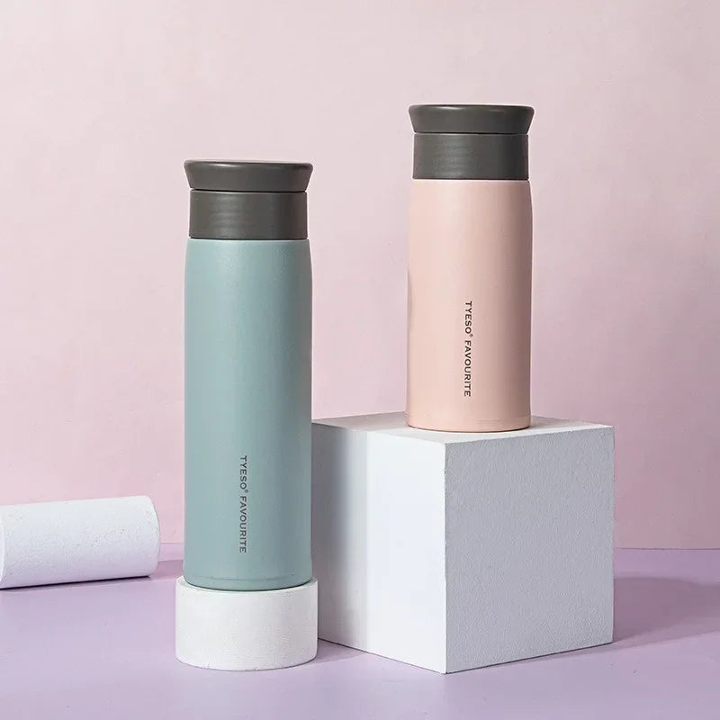 Axyaa Stainless Steel Insulated Water Bottle for Travel and Home