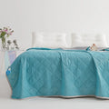 Axyaa Floral Print Lightweight Summer Quilt with Ultra-Fine Fiber Filling