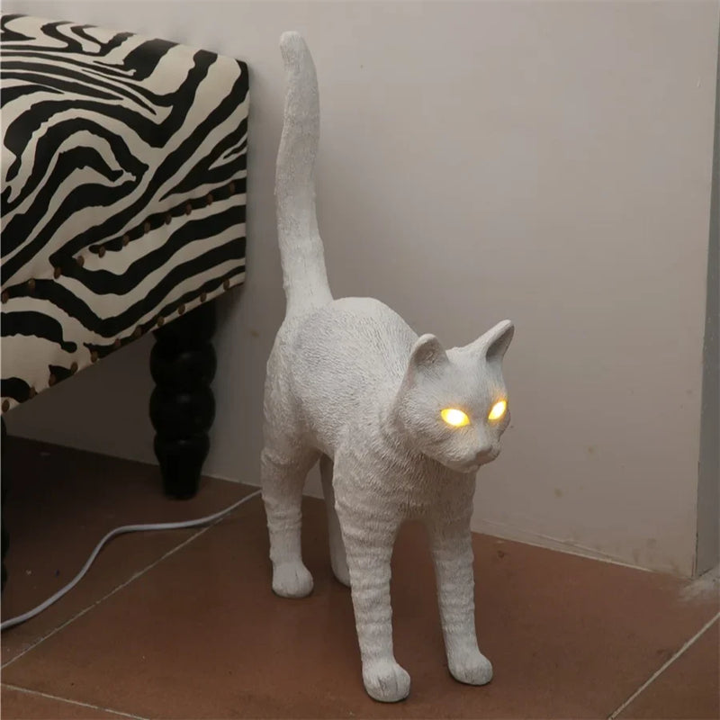 Axyaa Resin Cat Table Lamp Nordic Bedroom LED Light Fixtures Home Decor Lighting