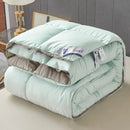 Axyaa 95 White Goose Down Winter Quilt: Luxurious & Warm Duvet Insert for All Seasons