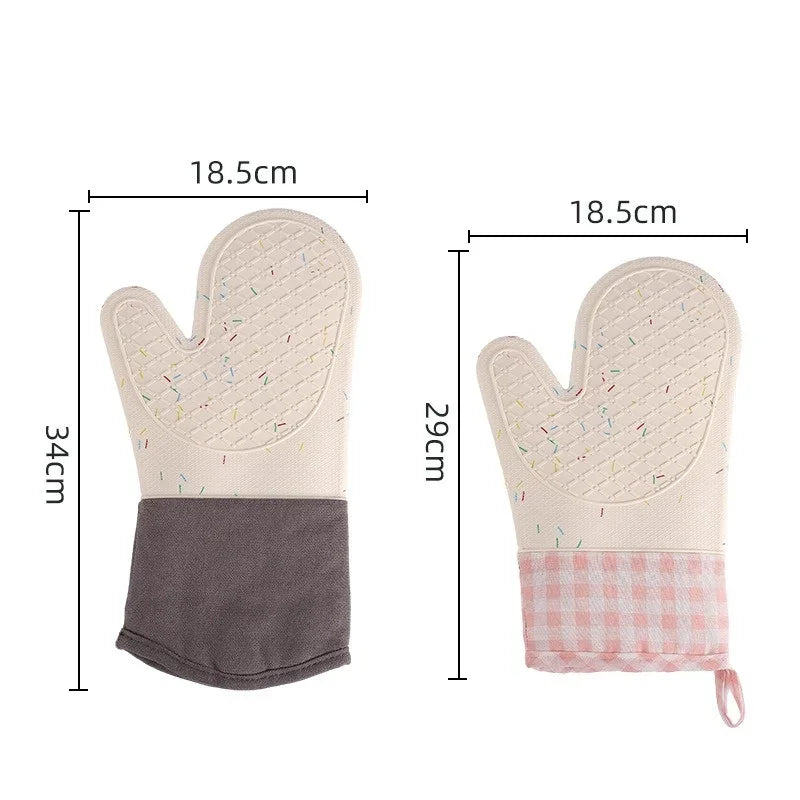 Axyaa Silicone Oven Glove: Heat-resistant, Flexible, Stylish Microwave Baking Accessory
