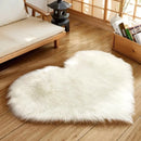 Axyaa Fluffy Heart Wool Rug: Cozy Shaggy Carpet, 30x40cm