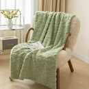 Axyaa Luxe Fleece Blanket: Ultra-Soft Plush Bed Couch Throw Cozy Flannel Air-Conditioning Blanket
