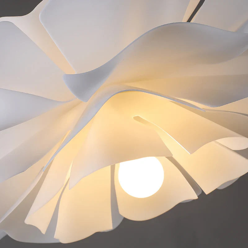 Axyaa White Flower Chandelier Nordic Modern Creative Bedroom and Dining Room Lighting