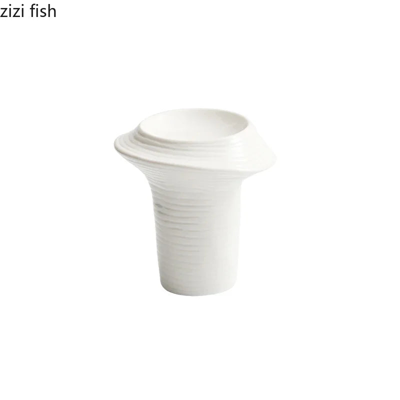 Axya High Feet Ceramic Dinner Plate - Irregular Thread Design - Restaurant Tableware