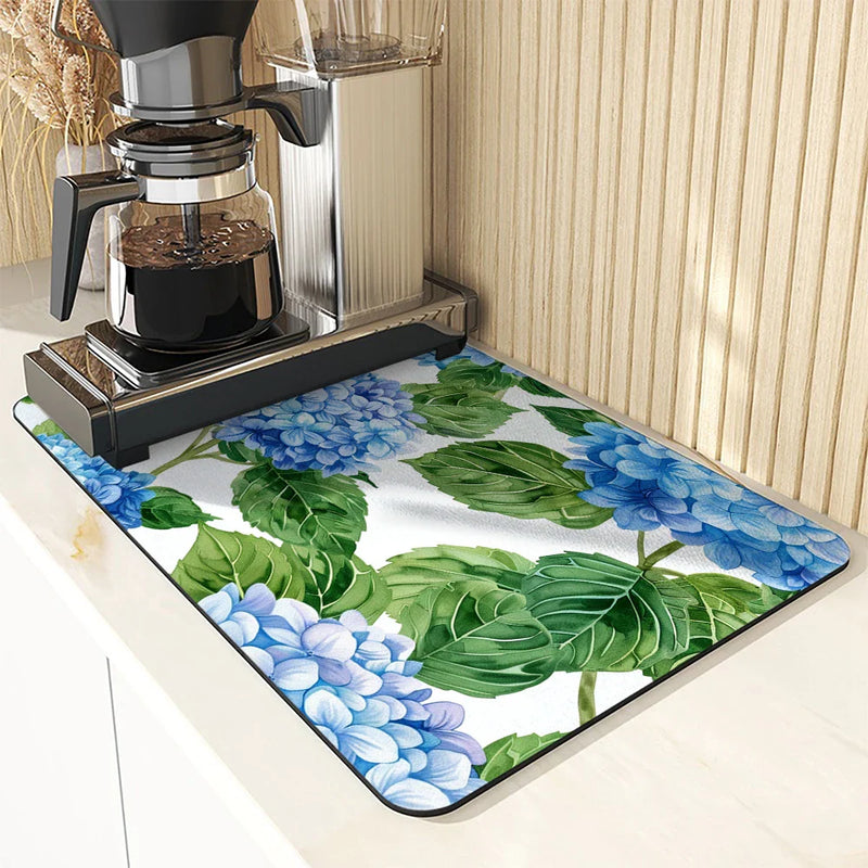 Axyaa Hydrangeas Watercolor Drying Mat: Non-Slip Absorbent Tableware Mat