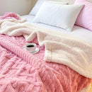 Axyaa Geometric Pattern Fleece Blanket: Soft & Cozy Throw for Sofa, Bed, Travel