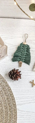 Axyaa Handmade Woven Tapestry Small Christmas Tree Circle Walking Stick Decoration