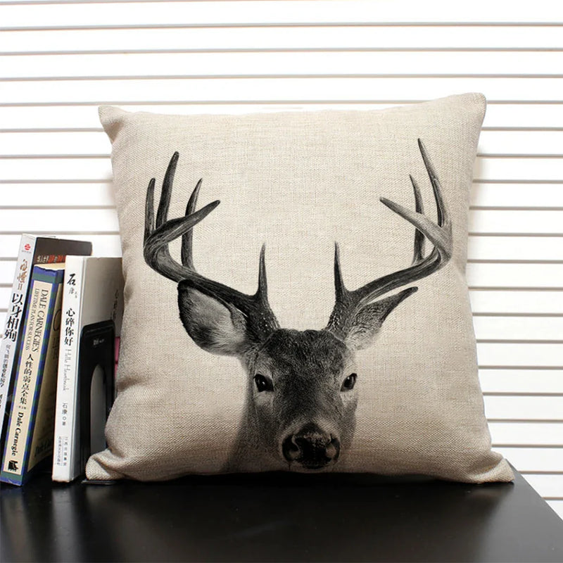 Axyaa African Animal Linen Pillow Cover 45x45cm - Lion, Elephant, Elk Portrait Decor