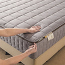 Axyaa Soft Quilted Mattress Protector Cover with Zipper Closure
