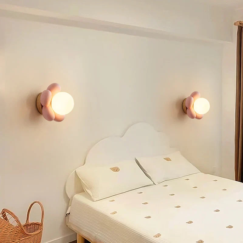 Axyaa Kids Flower LED Wall Light - White Pink Resin Decoration