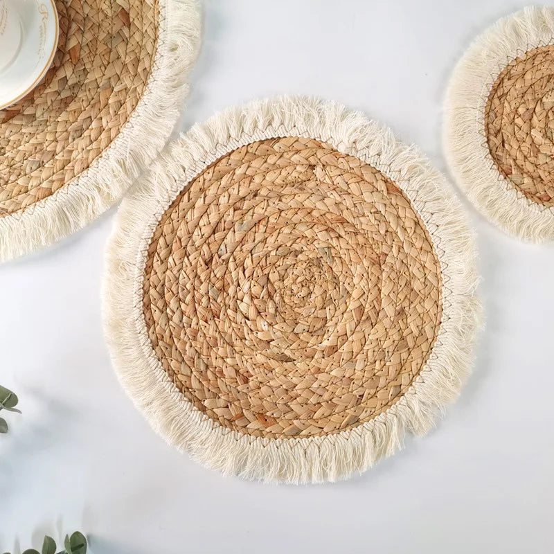Axya Round Straw Placemat Set with Insulated Fringe Coasters