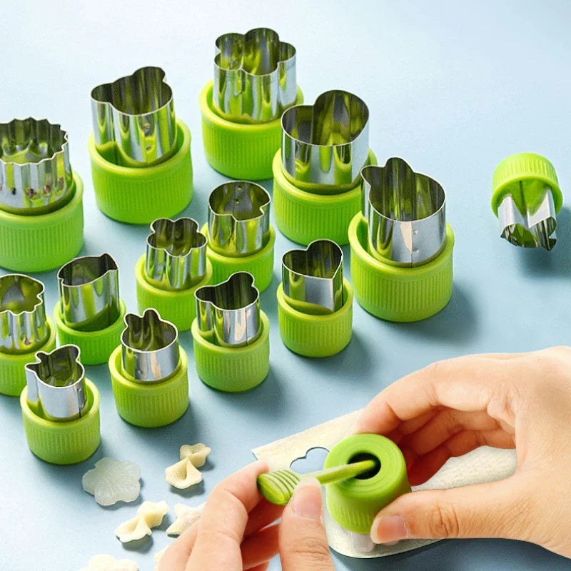 Axyaa Stainless Steel Fruit & Vegetable Cutter Set Heart/Flower Shape Mold