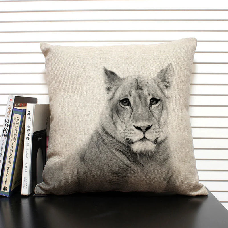 Axyaa African Animal Linen Pillow Cover 45x45cm - Lion, Elephant, Elk Portrait Decor