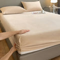 Axyaa Plush Velvet Fitted Sheet Set 3-Piece - High Quality Soft Mattress Cover & Pillowcase
